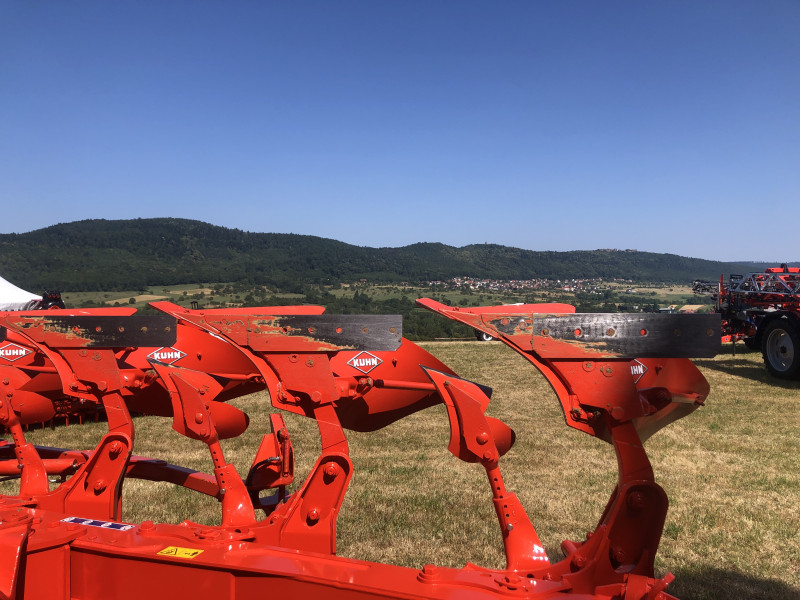 Kuhn-IMG_3501.jpg