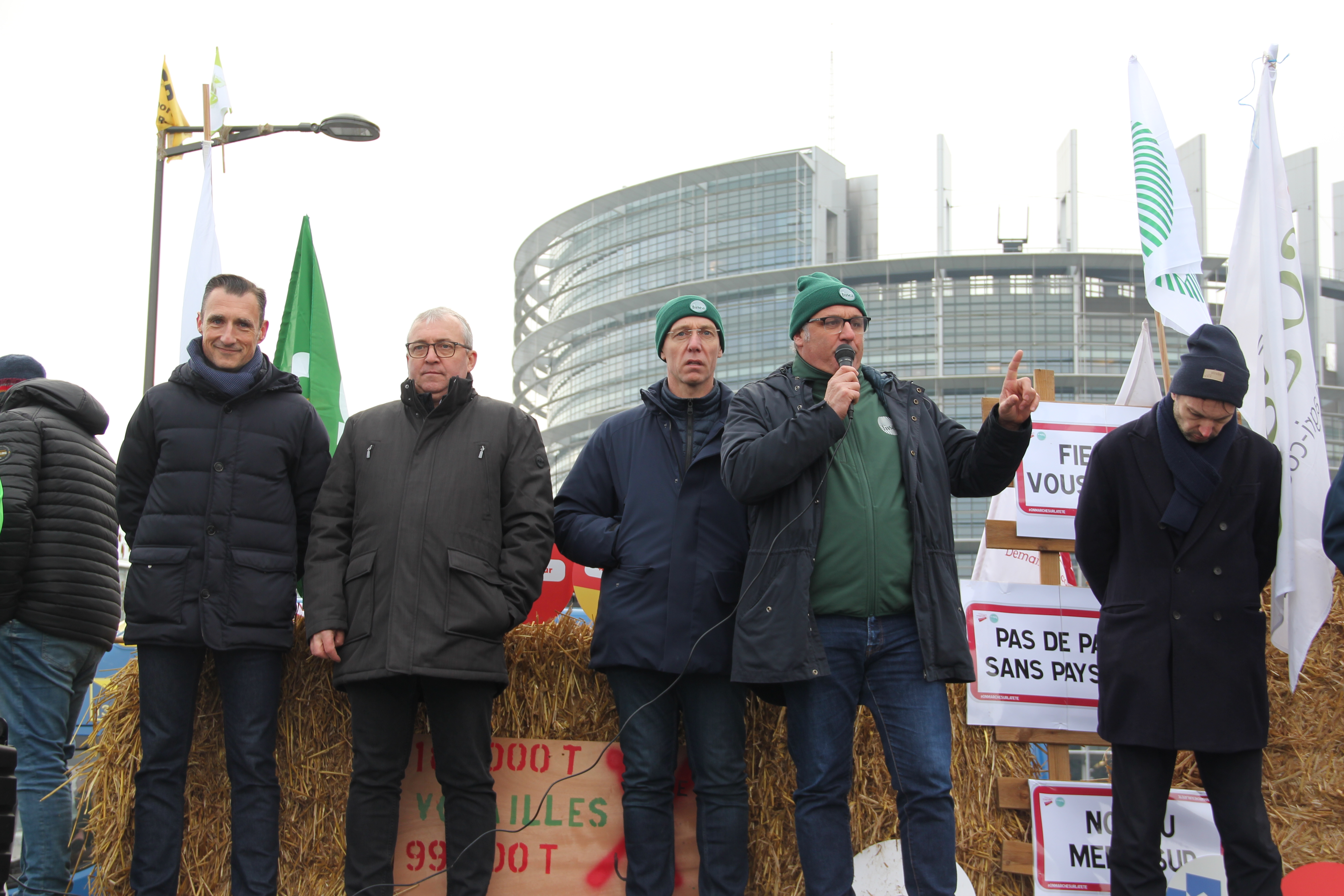FNSEA-JA-67-MANIFESTATION-PARLEMENT-EUROPEEN-STRASBOURG-JANVIER-2025_2.JPG